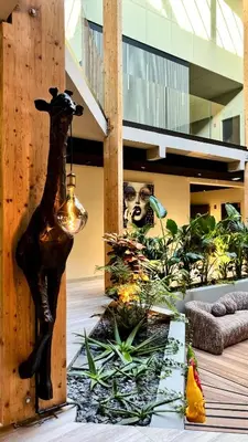 Jardin de l'établissement Les Lodges de Socrate