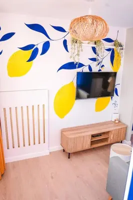 Télévision ou salle de divertissement dans l'établissement Studio Majorelle
