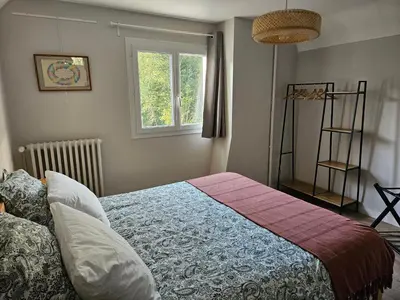 Un ou plusieurs lits dans un hébergement de l'établissement Maison du gardien de Logempré