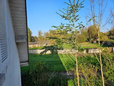 Jardin de l'établissement Maison du gardien de Logempré