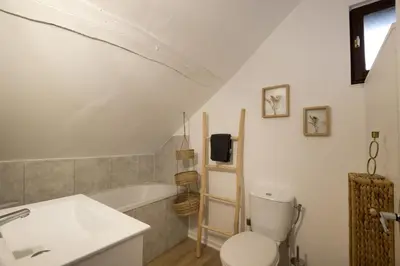 Salle de bains dans l'établissement Le Nid - Studio in Hypercentre - Cathédrale