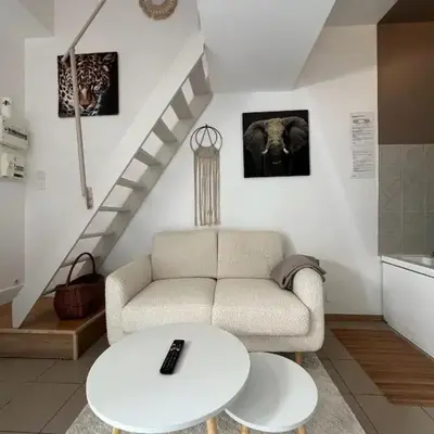 Joli petit duplex avec jacuzzi
