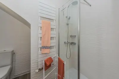 Salle de bains dans l'établissement Grand Gîte des Hautes Maisons