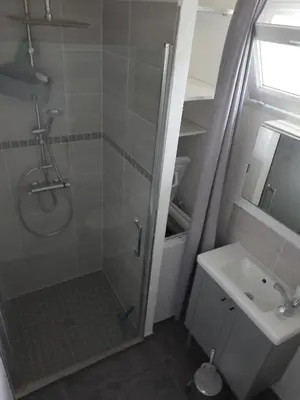 Salle de bains dans l'établissement Maison au calme chez stephane