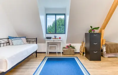 Un ou plusieurs lits dans un hébergement de l'établissement Nice Home In Venon With Wifi