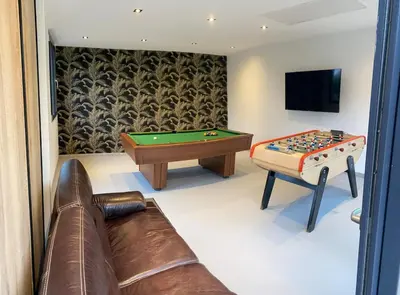 Billard dans l'établissement Gîte de l'Epinay Cerise