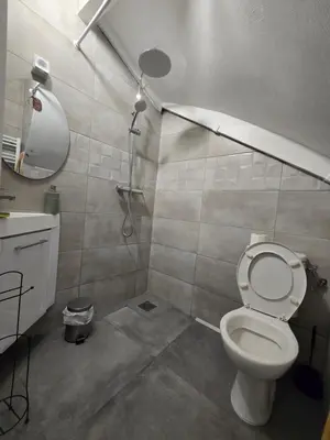 Salle de bains dans l'établissement STUDIO COSY Meulan En Yveline