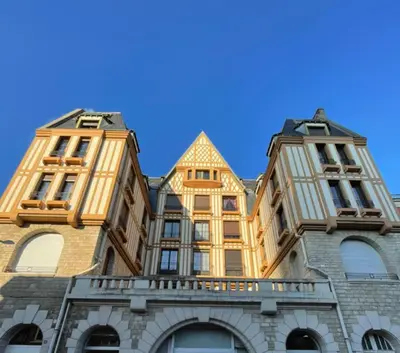 Plan de l'établissement L'Entre-Deux I Cœur de ville, Cathédrale