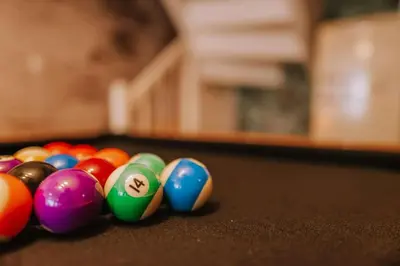 Billard dans l'établissement Félin pour l'Autre - Spa
