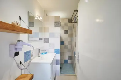 Salle de bains dans l'établissement Gite de L'Abreuvoir N4 pour 9 personnes