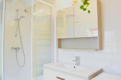 Salle de bains dans l'établissement Pacy sur Eure loft en plein centre