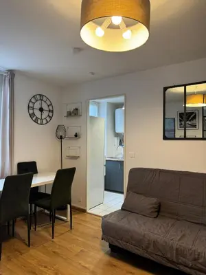 Coin salon dans l'établissement Logement au pied de la gare