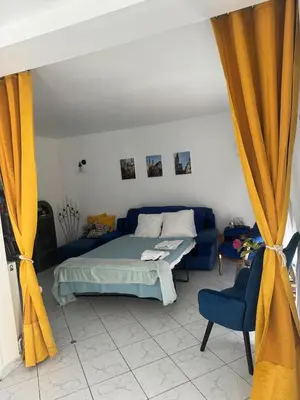 Coin salon dans l'établissement Maison-4 chambres-Parking-Forêt-Wifi-Normandie