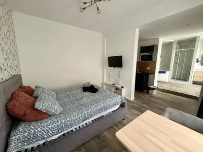 Un ou plusieurs lits dans un hébergement de l'établissement Balnéo et relaxation - 044