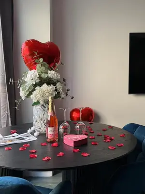 Plan de l'établissement La Suite Prestige - Jacuzzi et cinema - Cergy-Village