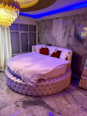 Un ou plusieurs lits dans un hébergement de l'établissement Golden house 2 - Jacuzzi
