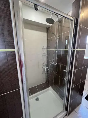 Salle de bains dans l'établissement Le Beau Séjour Appartement - Elégant et Spacieux- Proche Aéroport