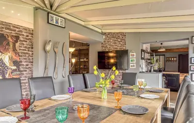 Coin salon dans l'établissement Stunning Home In Torcy-Le-Grand