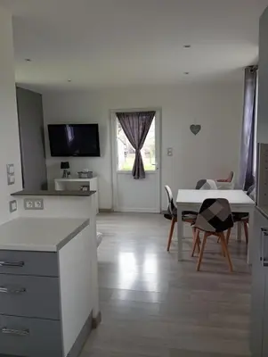 Cuisine ou kitchenette dans l'établissement La Petite Maison