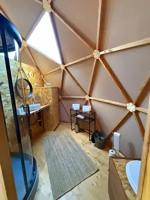 Salle de bains dans l'établissement Dôme Bel'Etoile