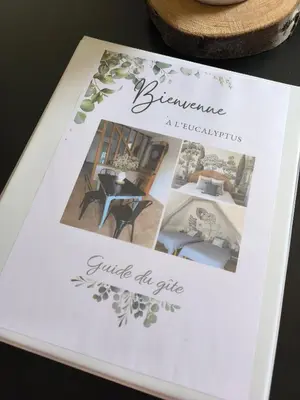 Certificat, récompense, panneau ou autre document affiché dans l'établissement L'Eucalyptus