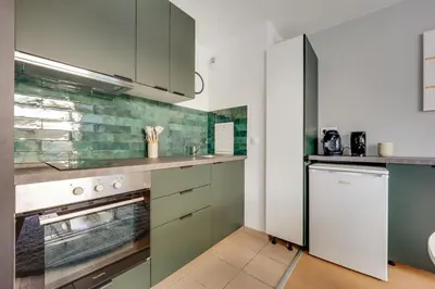 Cuisine ou kitchenette dans l'établissement Le Lumineux - FIND ESTATE