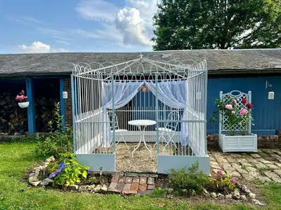 Jardin de l'établissement Historic Residence Near Lyons Forest