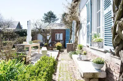 Jardin de l'établissement Domaine de Saint-Saturnin