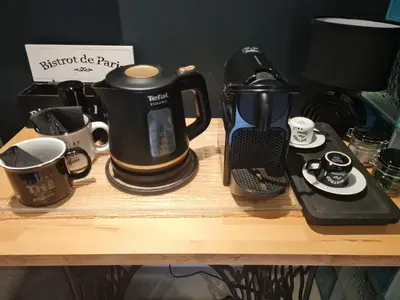 Plateau bouilloire dans l'établissement Bienvenue à La Parenthèse
