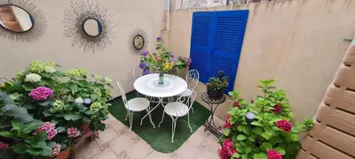 Jardin de l'établissement Bienvenue à La Parenthèse