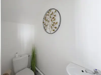 Salle de bains dans l'établissement Loft cosy jaccuzi & terrasse