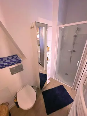 Salle de bains dans l'établissement La Petite Jeannette Studio