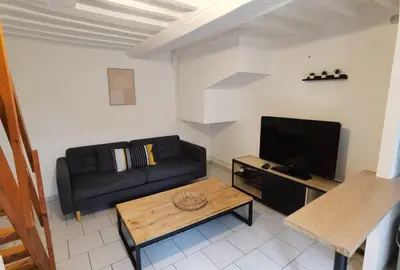 Télévision ou salle de divertissement dans l'établissement Duplex 2 - Proche du Jardin des Plantes