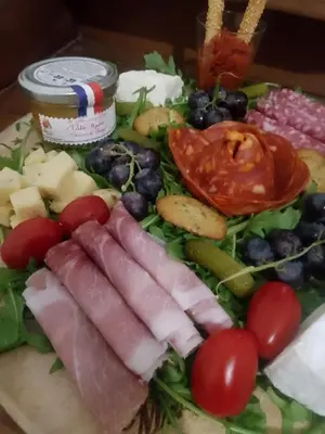 Nourriture dans l'appartement ou à proximité