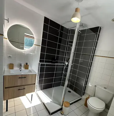 Salle de bains dans l'établissement Appart Duplex Proche Centre