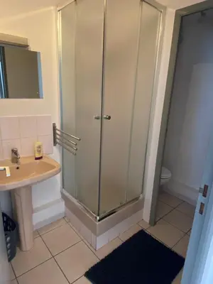 Salle de bains dans l'établissement Studio près gare Amiens et centre