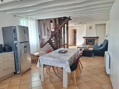 Cuisine ou kitchenette dans l'établissement L'Auberge de la fontaine 