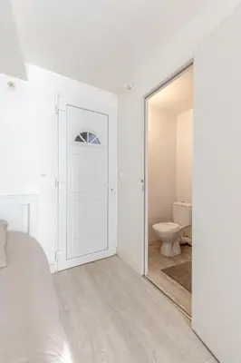 Salle de bains dans l'établissement Appartement Cosy Tout confort Elbeuf