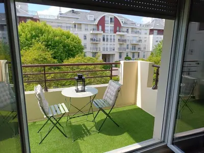 Balcon ou terrasse dans l'établissement Appartement Cosy, 30 minutes de Paris