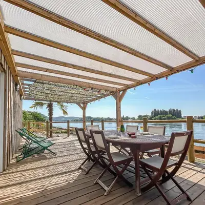 Eco lodge