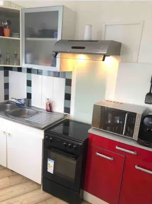 Cuisine ou kitchenette dans l'établissement 3 pièces Creil gare