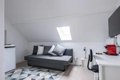 Télévision ou salle de divertissement dans l'établissement Studio moderne proche centre ville & Gare