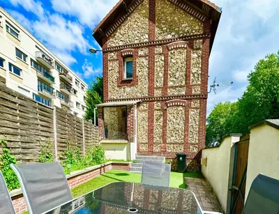 Bâtiment de le séjour chez l'habitant