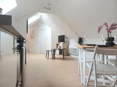 Télévision ou salle de divertissement dans l'établissement Le Clos Carnot 7 - Proche Commodités