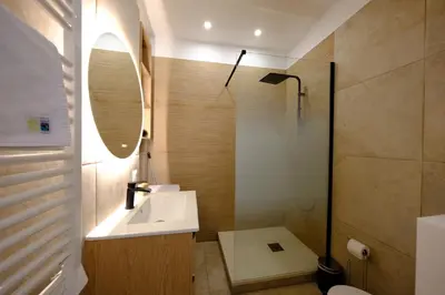 Salle de bains dans l'établissement Rouen centre - Duplex cosy pour 5 personnes