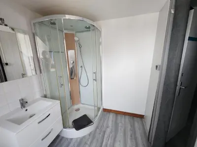 Salle de bains dans l'établissement chambre bleue