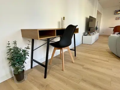 Télévision ou salle de divertissement dans l'établissement Le Design proche de la mer