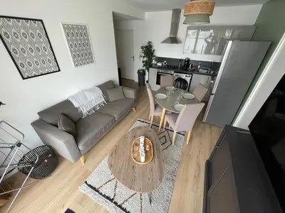 Cuisine ou kitchenette dans l'établissement L'appartement du bonheur - 398