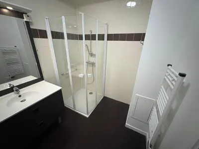 Salle de bains dans l'établissement T3 familial et tout confort - 391
