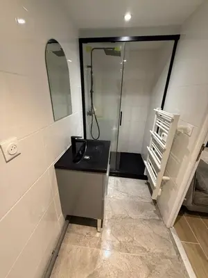 Cuisine ou kitchenette dans l'établissement Studio Cosy - Centre Ville